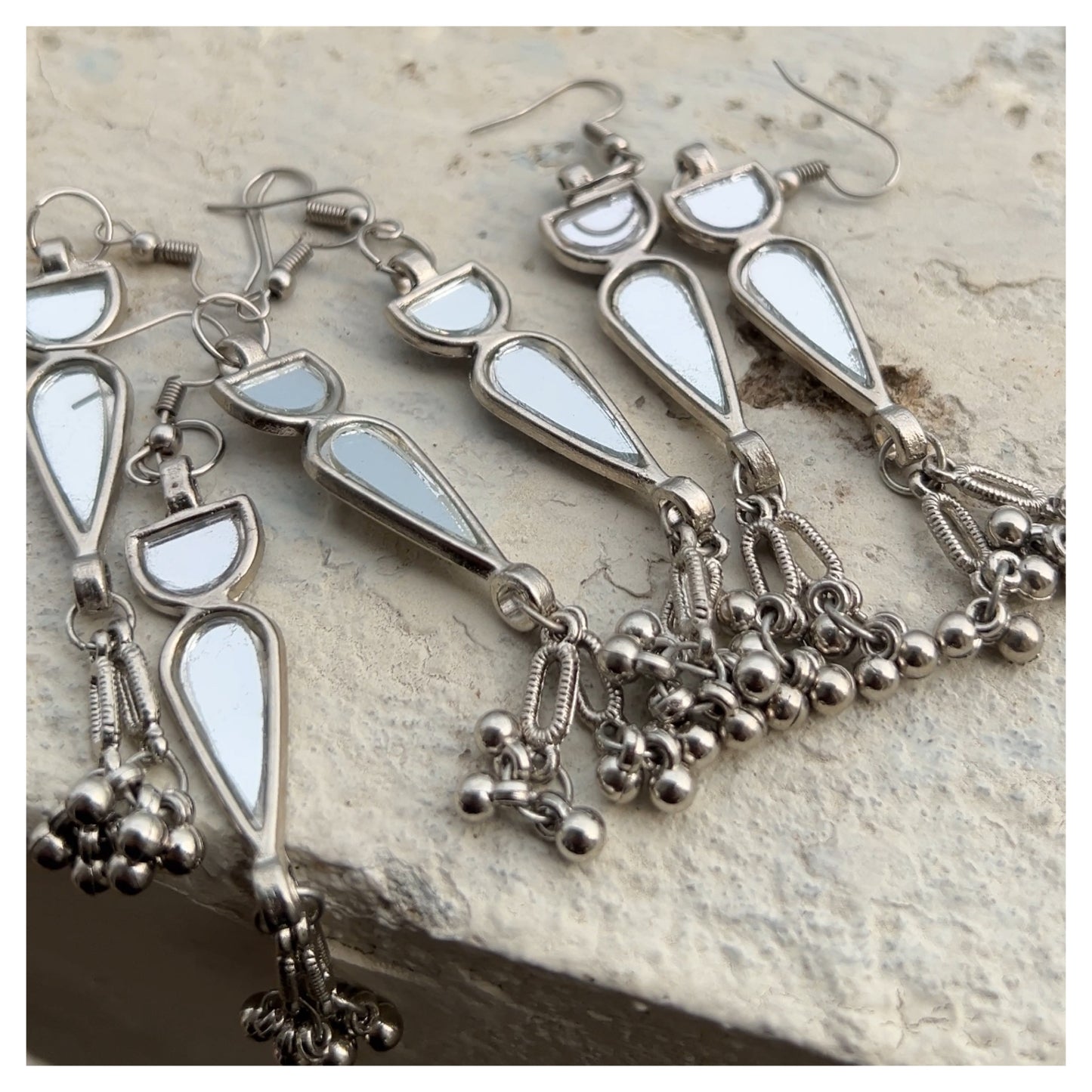 Mirror danglers TSV803