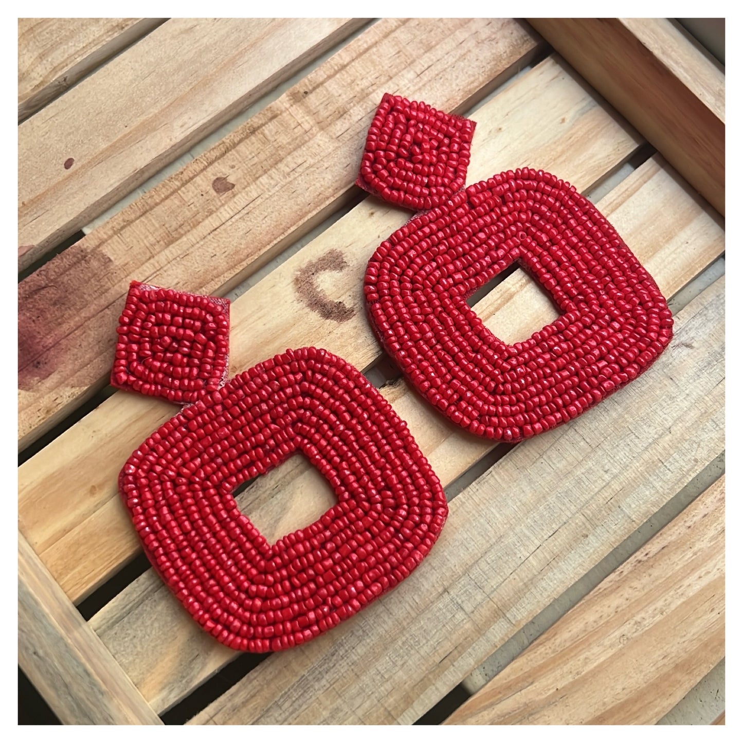 Red beads handmade earrings TSV825