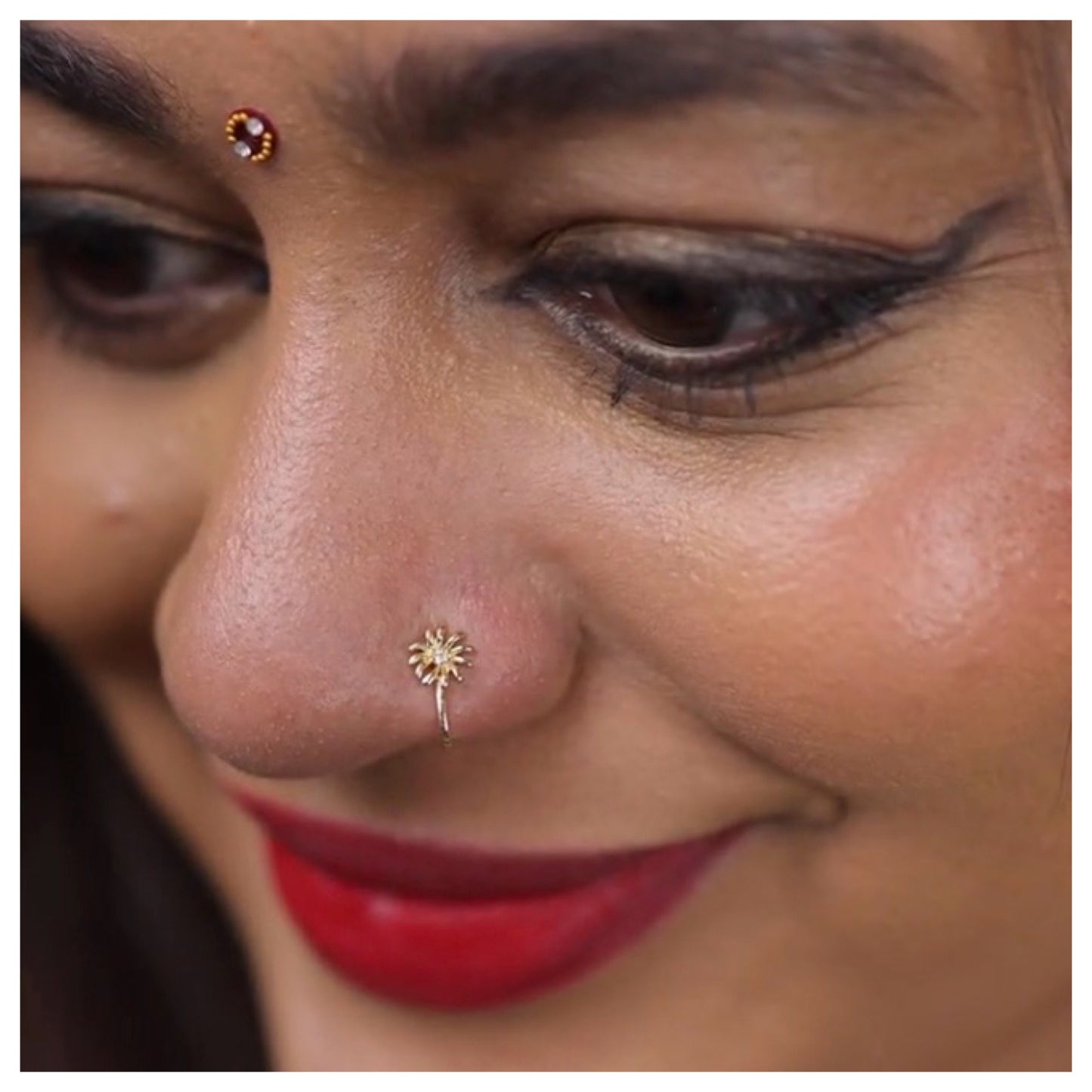 DAISY - Anti tarnish presson nosepin (PREBOOKING)