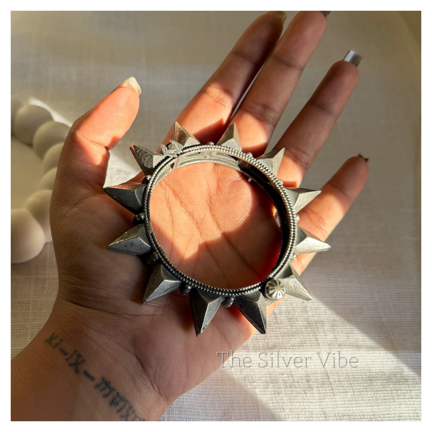 black polished spike kada TSV1094