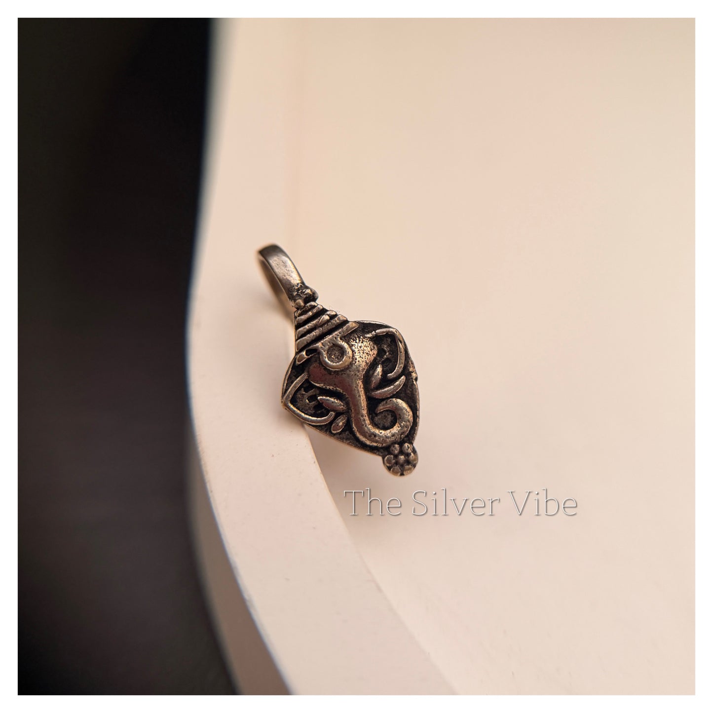 Ganesha Press-On Nosepin