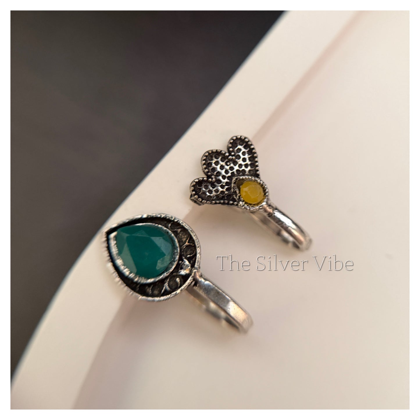 TRIKA – Press On nosepins