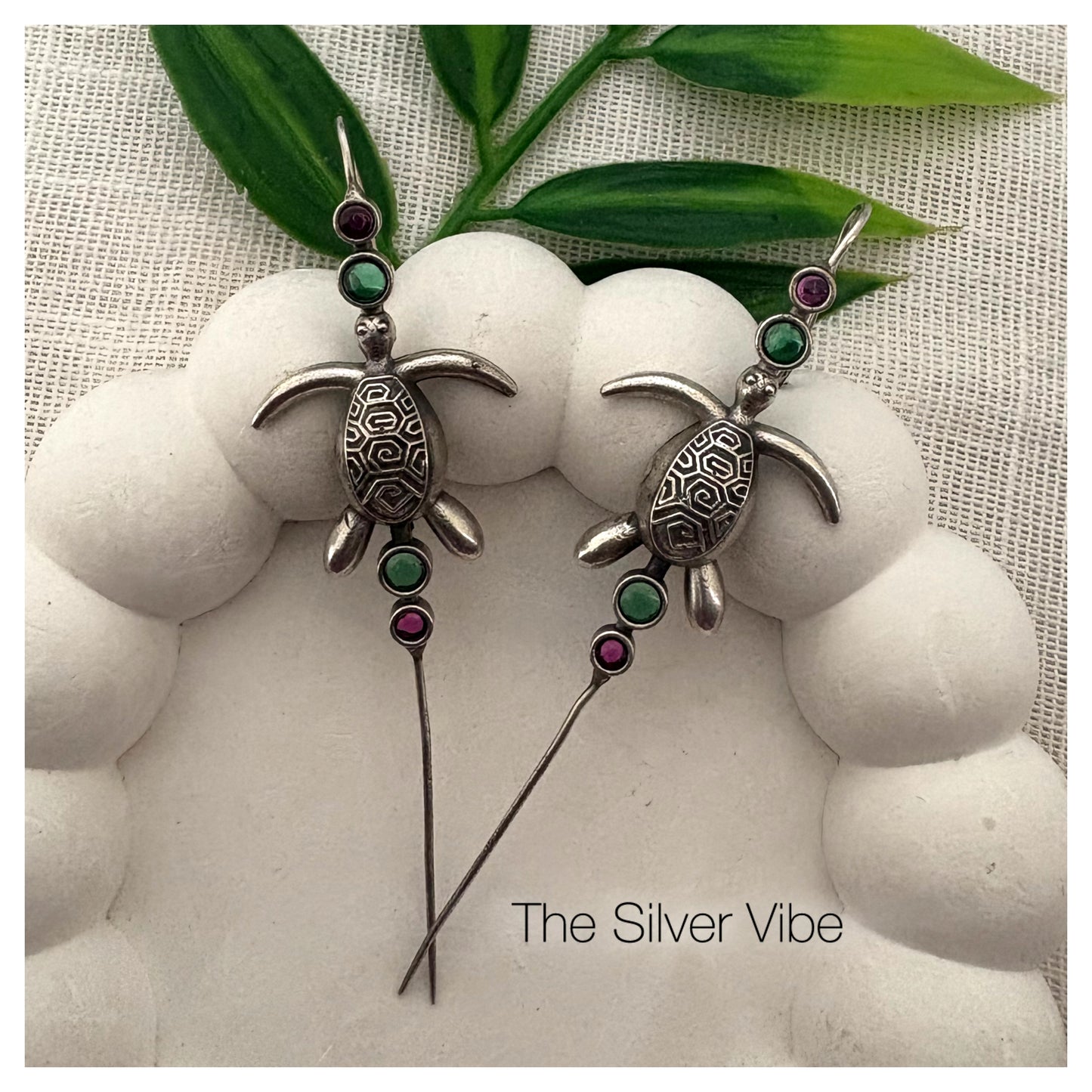 Sea Turtle Cuff Earrings (Green & Magenta)TSV077