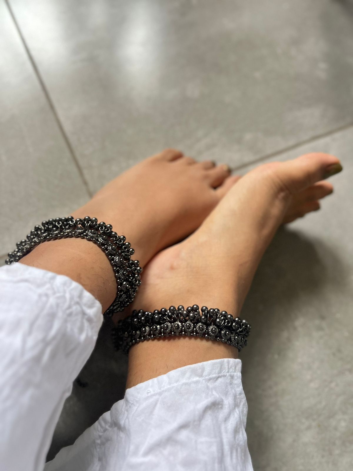 Black metal anklets TSV500