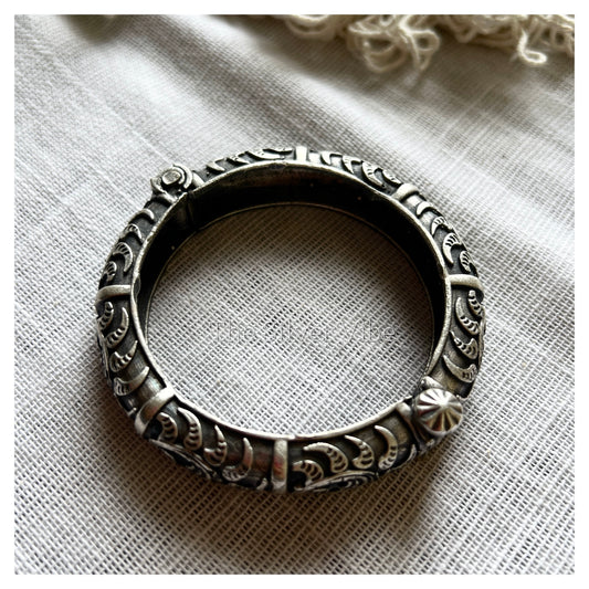PLAIN KADA -screw type
