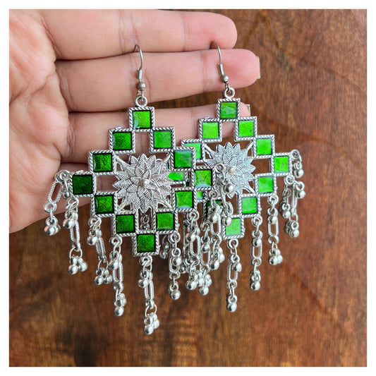 Green tinted earrings TSV728