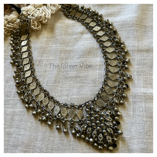 Black polished long necklace TSV878