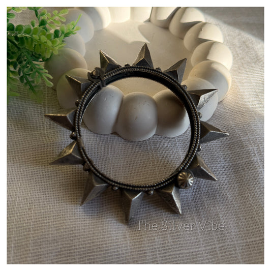 black polished spike kada TSV1094