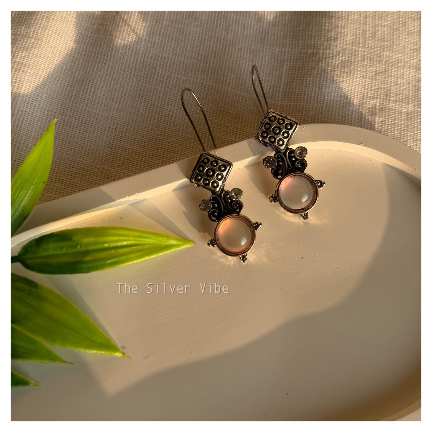 Pink Stone Hook Earrings
TSV916