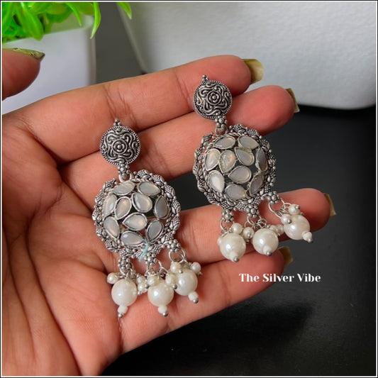 Faded white stone earrings TSV953