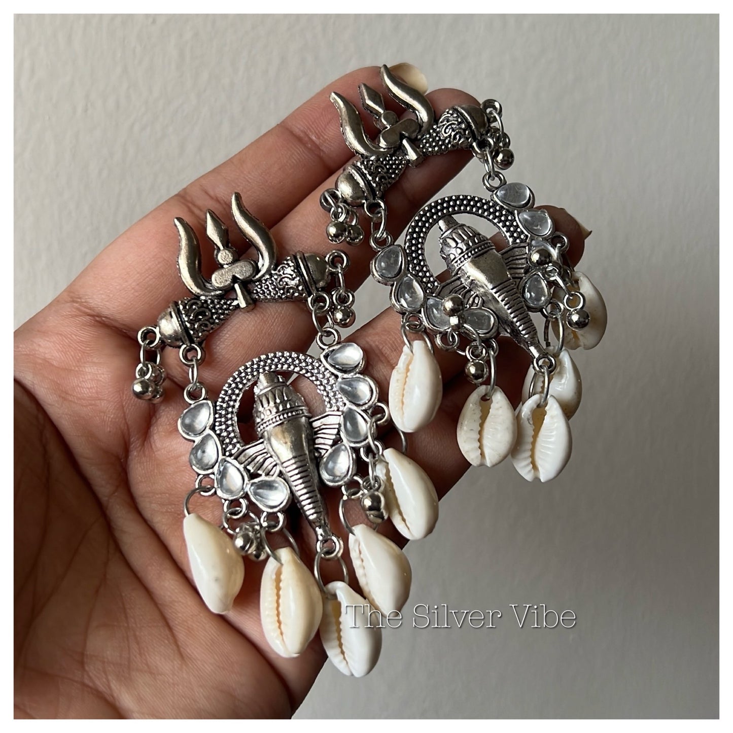 Ganesh shell earrings TSV844