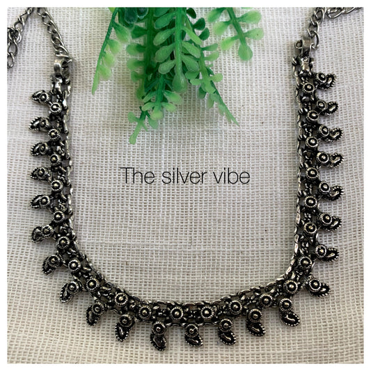 Black Polished Oxidized Bloom Choker TSV1167