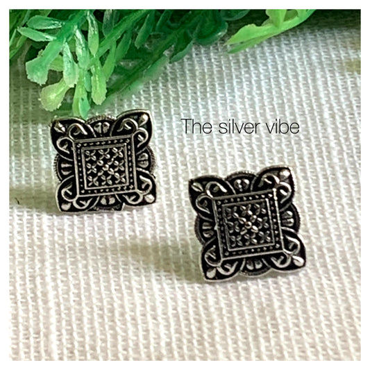 Antique Floral Square Studs TSV1002