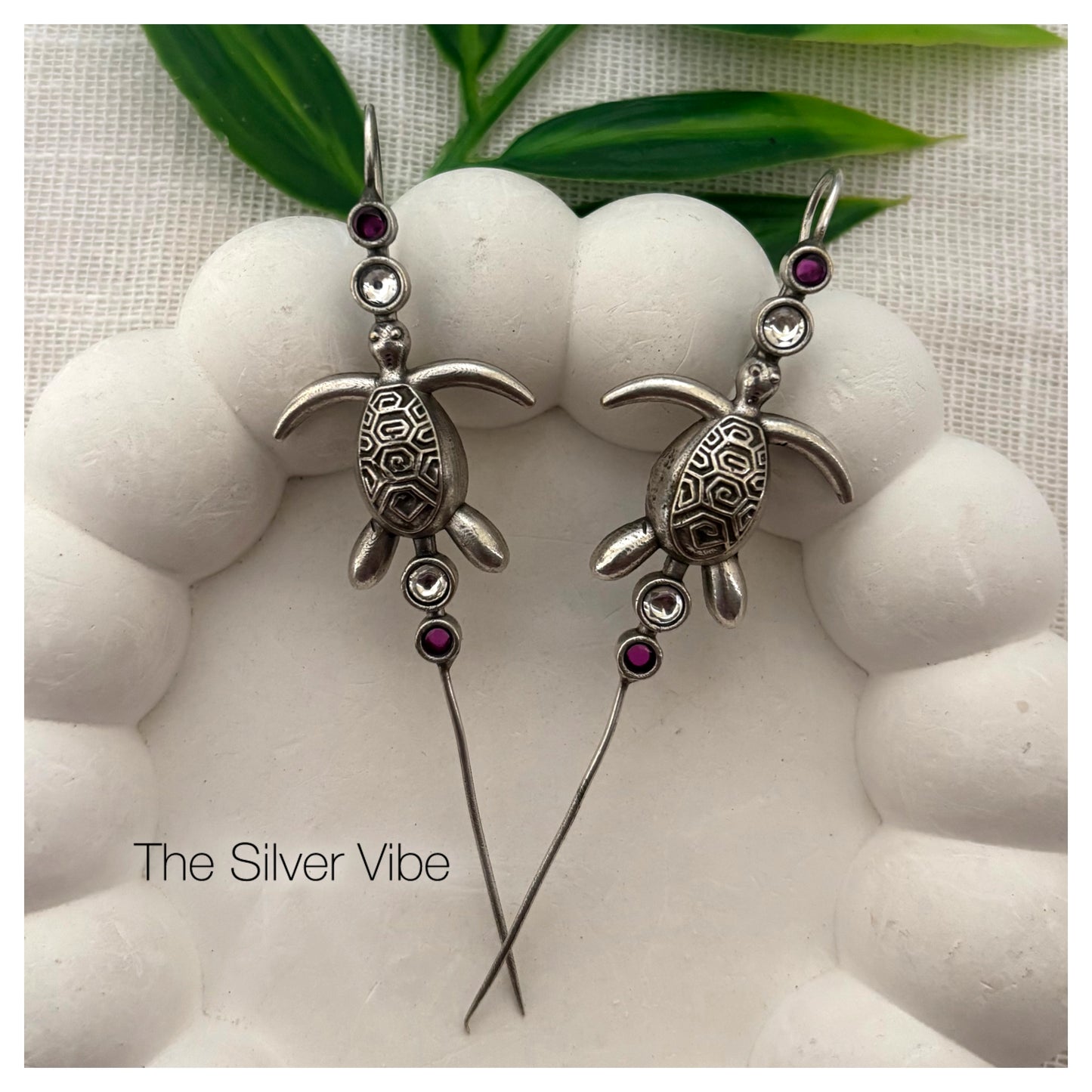 Sea Turtle Gemstone Cuff Earrings (Ruby)TSV077