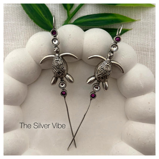 Sea Turtle Gemstone Cuff Earrings (Ruby)TSV077